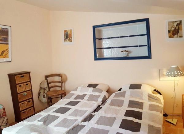 Maison de ville avec garage et terrasse