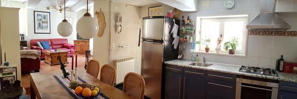 Maison de ville avec garage et terrasse