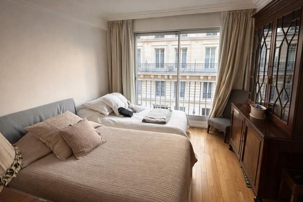 Appartement F2 à vendre  2 pièces - 52 m2 PARIS - 75016