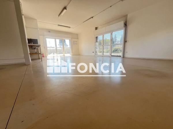 Location Local commercial 4 pièces 210 m² - 7 RUE DE LA TET Ille Sur Tet 66130