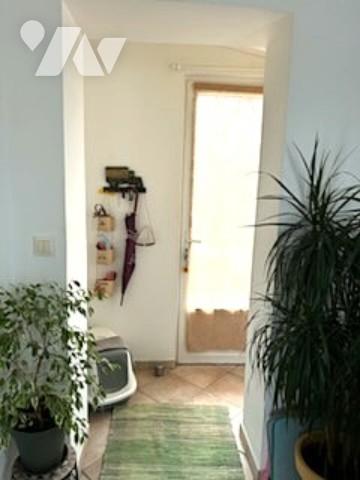 Draguignan, Appartement 2 pièces dans une petite copropriété avec piscine collective.