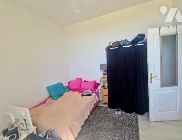 Appartement 2 pièces avec terrasse et piscine à Vidauban – 40 m² – vue dégagée