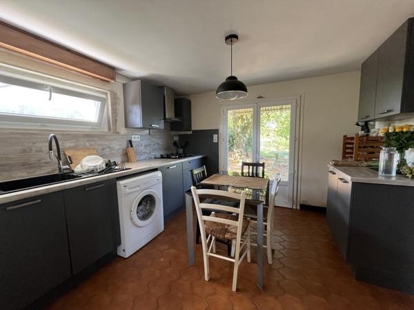 Maison à vendre |  Saint-Astier |  6 pièces | 105 m²