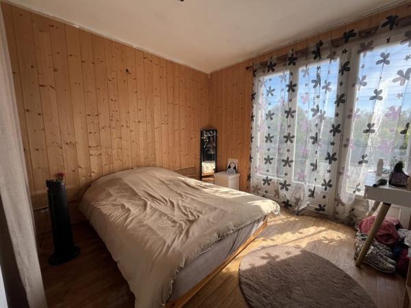 Maison à vendre |  Saint-Astier |  6 pièces | 105 m²