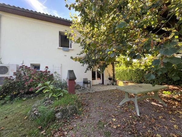 Maison à vendre |  Saint-Astier |  6 pièces | 105 m²
