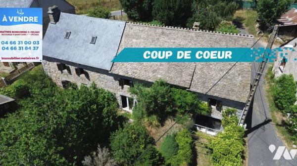 A VENDRE CORPS DE FERME  LES MONTS VERTS