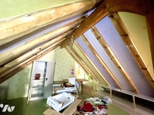 A VENDRE CORPS DE FERME  LES MONTS VERTS