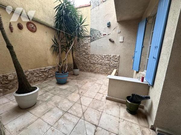 Maison de ville avec garage – Rue Ernest Daudet, proche Talabot