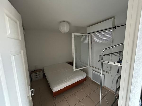 Appartement meublé plein centre avec balcon