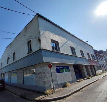 Local commercial à vendre à Pontivy dans le Morbihan (56300), ref : 063-493