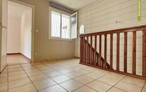 Vente Maison de village Avec garage et cour à rafraîchir Fauillet