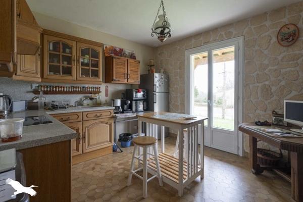 Maison à vendre |  Archiac |  4 pièces | 141 m²
