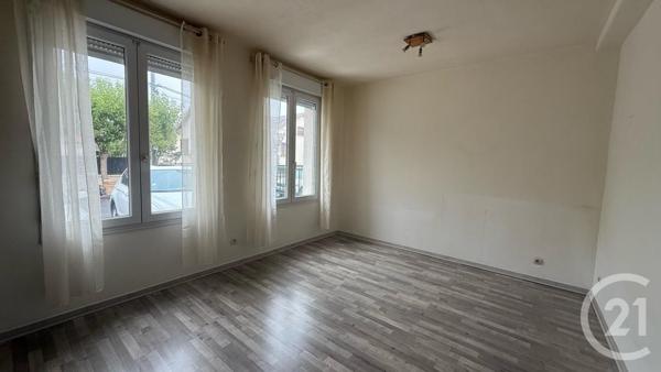 Appartement F1 à vendre  1 pièce - 33 m2 VIRY CHATILLON - 91