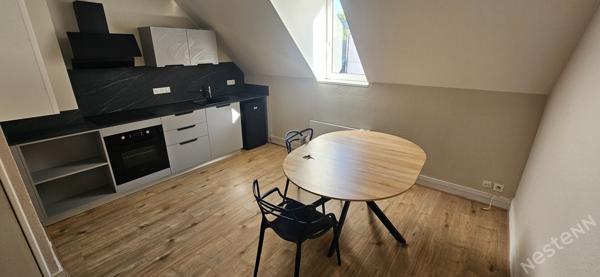 Charmant appartement 2 pièces meublé à louer au dernier étage à Chalon-sur-Saône