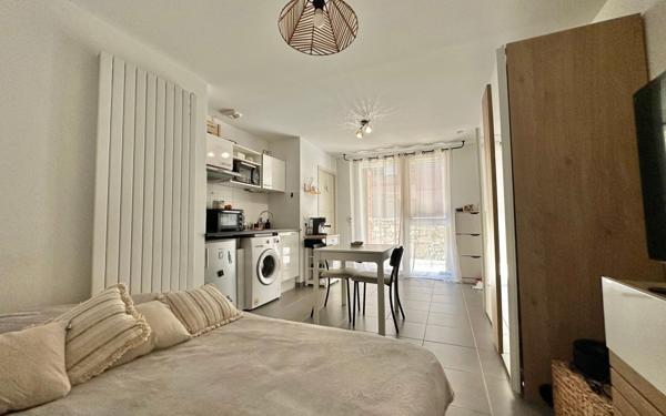 Appartement à vendre    1 pièce •  Saint-Jean-de-Védas