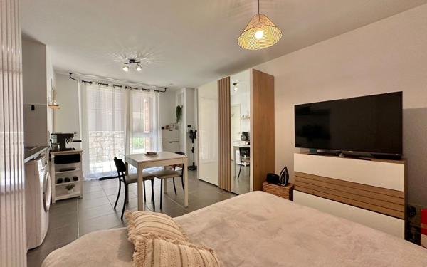 Appartement à vendre    1 pièce •  Saint-Jean-de-Védas