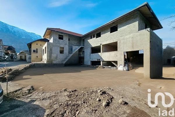 Triplex 3 pièces de 75 m² à Marnaz (74460)