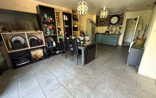 Maison à vendre    8 pièces • 152 m2 Sandillon