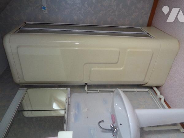 PAVILLON EN SORTIE DE BOURG