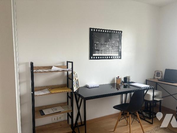 Villa plain-pied, jardin, garage, 3 chambres, pièce de vie ouverte, quartier calme et résidentiel !