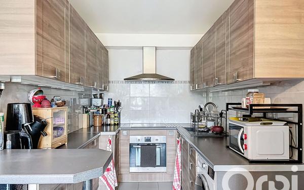 Appartement à vendre    3 pièces • 65,14 m2 Les Ulis