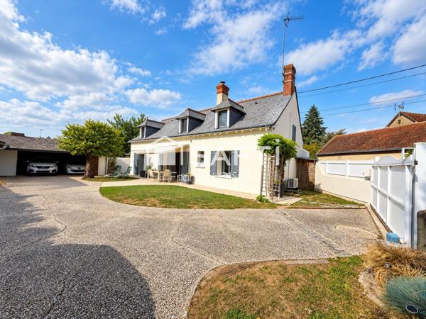 Maison de caractère – 4 chambres + bureau – Veigné les Gués