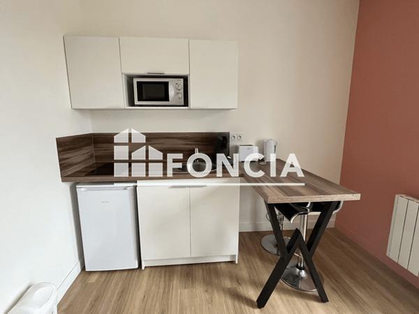 Location Studio meublé 18.8 m² - 65 BOULEVARD ROBERT JARRY Le Mans 72000