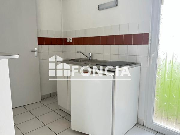 Location Appartement 2 pièces 49.83 m² - SQUARE DE GASTINE Sable Sur Sarthe 72300