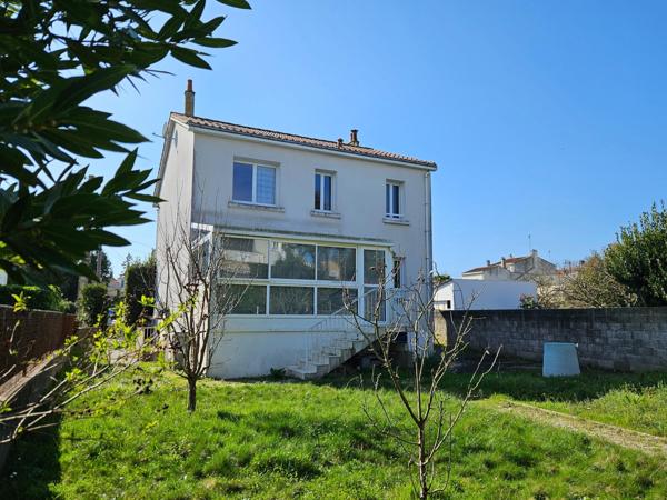 Maison à LA ROCHE-SUR-YON, 85000 - 5 pièces 126m²