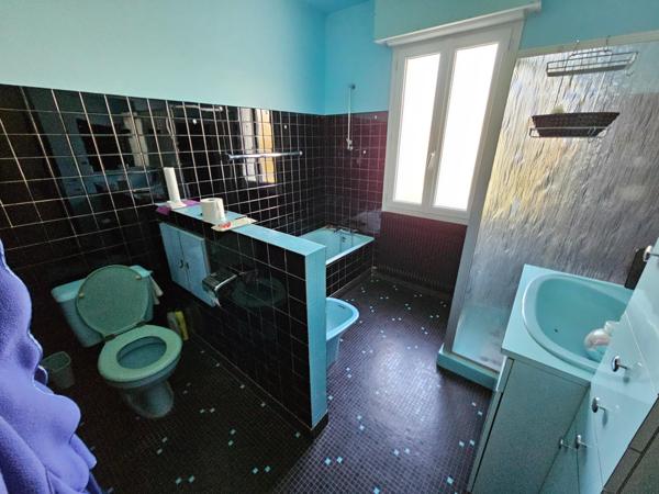 Maison à LA ROCHE-SUR-YON, 85000 - 5 pièces 126m²