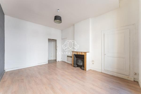Vieux-Lyon : T2 Renaissance de 48 m² – Parfait premier achat ou investissement