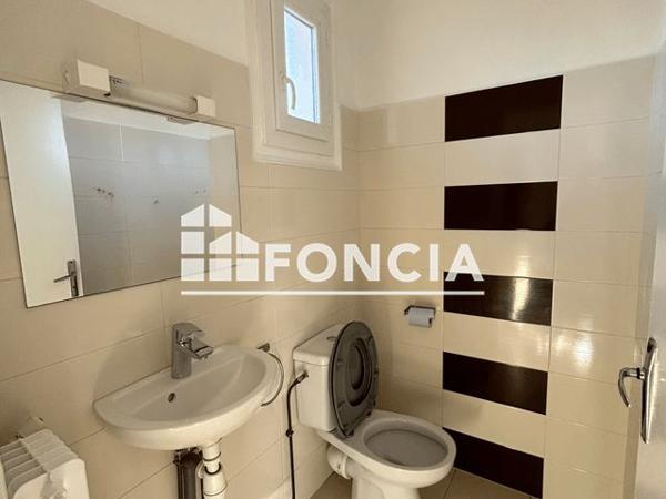 Location Maison 4 pièces 88.6 m² - 55 RUE JOLIOT CURIE Elne 66200