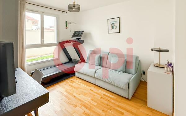 Maison à vendre    5 pièces • 140 m2 Saint-Priest