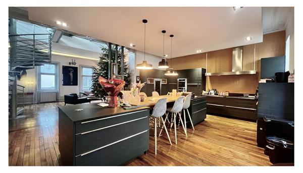 LOFT Urban life - Epinal centre, terrasse, stationnements.