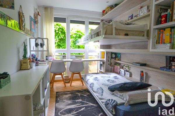 Appartement 3 pièces de 62 m² à Fontenay-aux-Roses (92260)