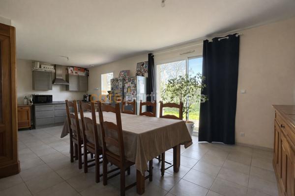 Vente Maison94 m² - 5 Pièces - LA BACONNIERE (53240)