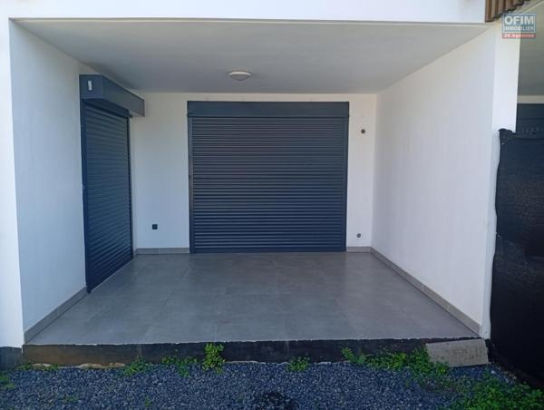 A LOUER APPARTEMENT F3 EN REZ DE JARDIN DE 79 M2 DE SURFACE DANS UNE RESIDENCE RECENTE A LA SALINE LES HAUTS