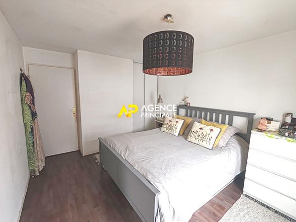 Appartement Argenteuil Centre-Ville 4 pièces 3 chambres de 81 m2 €246 000 ** - Référence 4355
