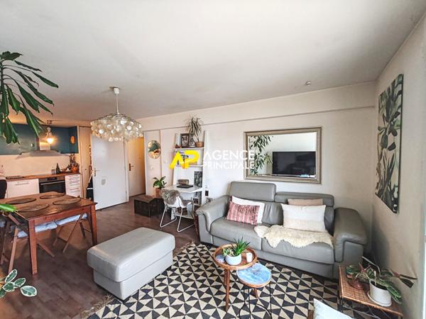 Appartement Argenteuil Centre-Ville 4 pièces 3 chambres de 81 m2 €246 000 ** - Référence 4355