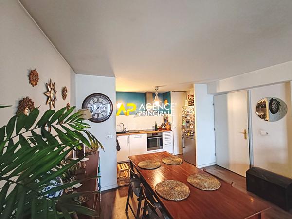 Appartement Argenteuil Centre-Ville 4 pièces 3 chambres de 81 m2 €246 000 ** - Référence 4355