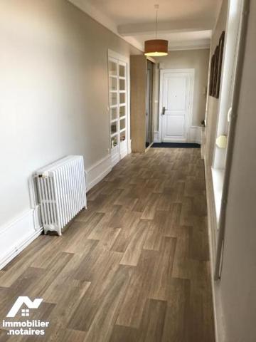 Appartement F4 avec parking et jardin privatif