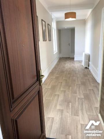 Appartement F4 avec parking et jardin privatif