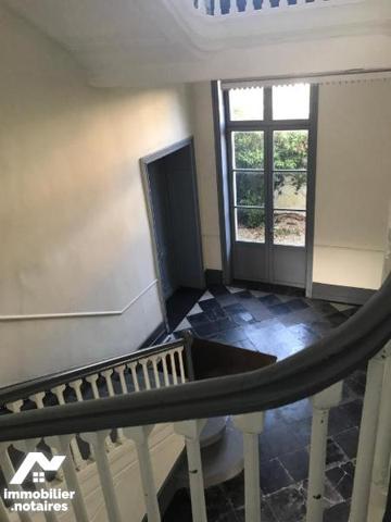 Appartement F4 avec parking et jardin privatif