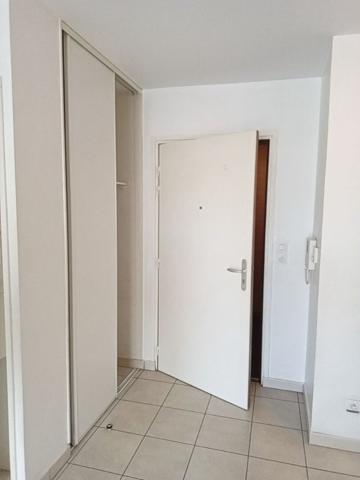Appartement VENISSIEUX 44.3 m²