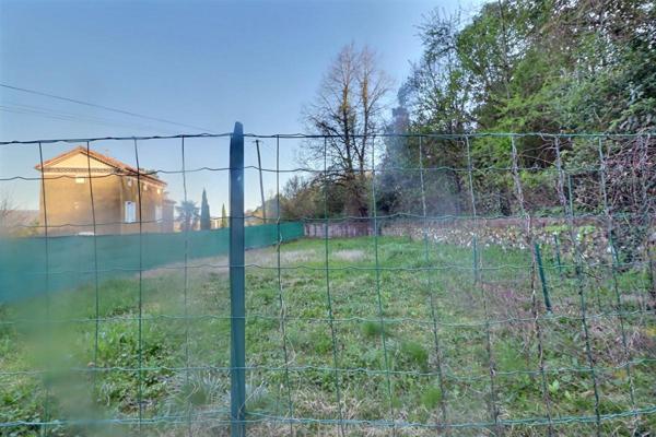 Aubenas maison de 1850 avec véranda sans vis à vis, 108 m²