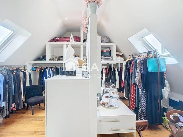 Grande maison dans un bel environnement à Caen