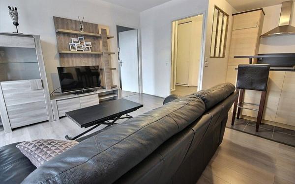Appartement à vendre    2 pièces • 41,70 m2 Trappes