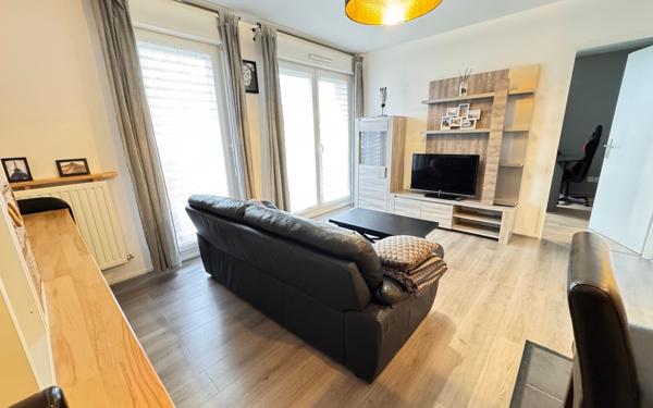 Appartement à vendre    2 pièces • 41,70 m2 Trappes