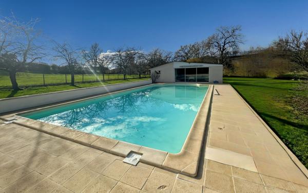 Maison à vendre    4 pièces •  Laplume