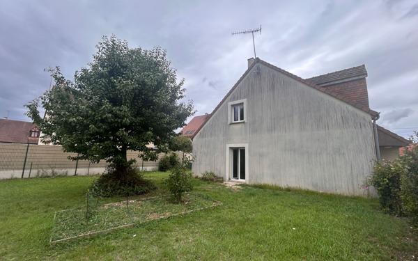 Maison à vendre    4 pièces •  Vineuil